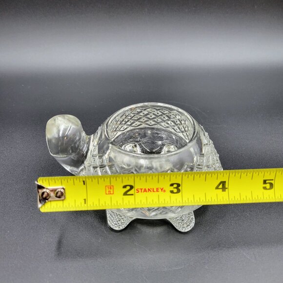 Vintage Avon Clear Crystal Glass Turtle Shaped Candle Holder Votive Tea Light Re - Picture 10 of 11